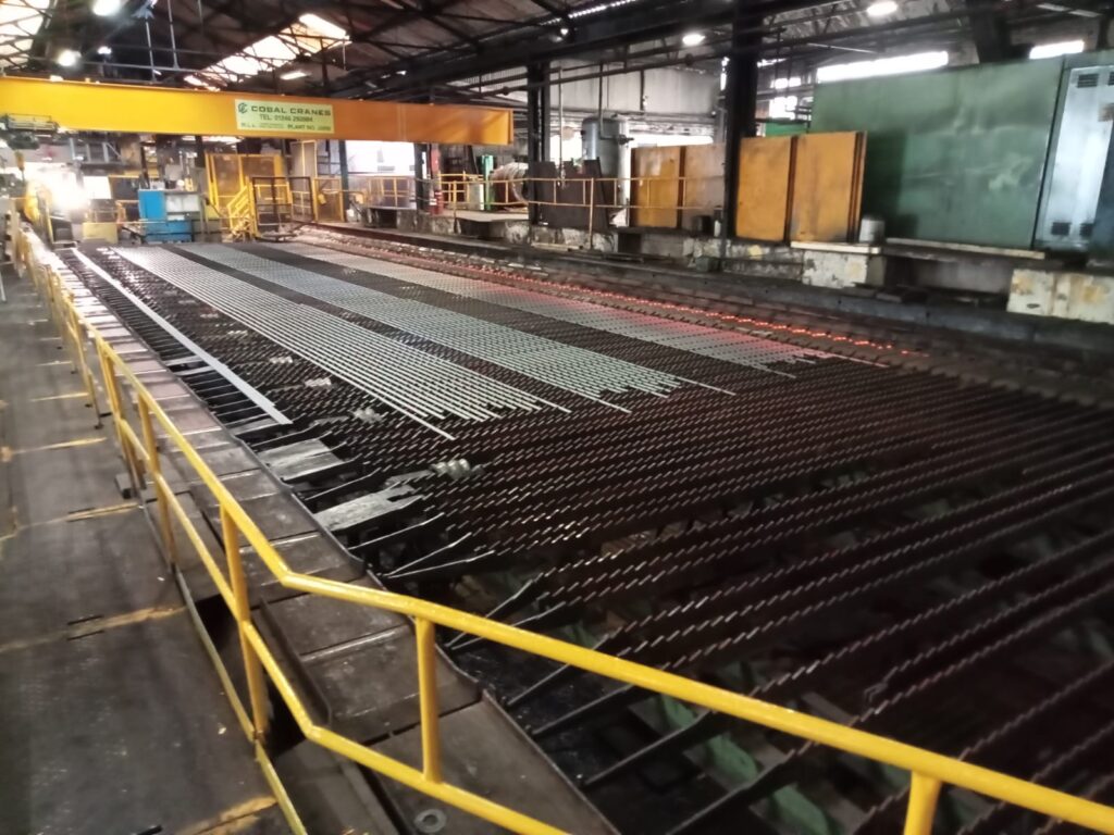 2T Travelling Jib Crane with Supporting Columns